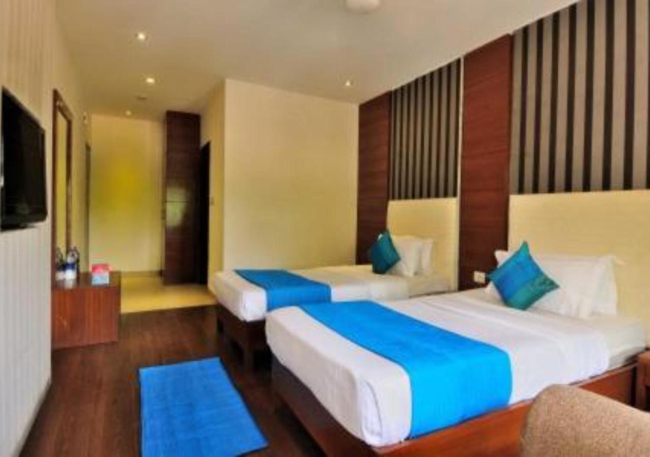 Hotel Landmark Chandigarh Ngoại thất bức ảnh